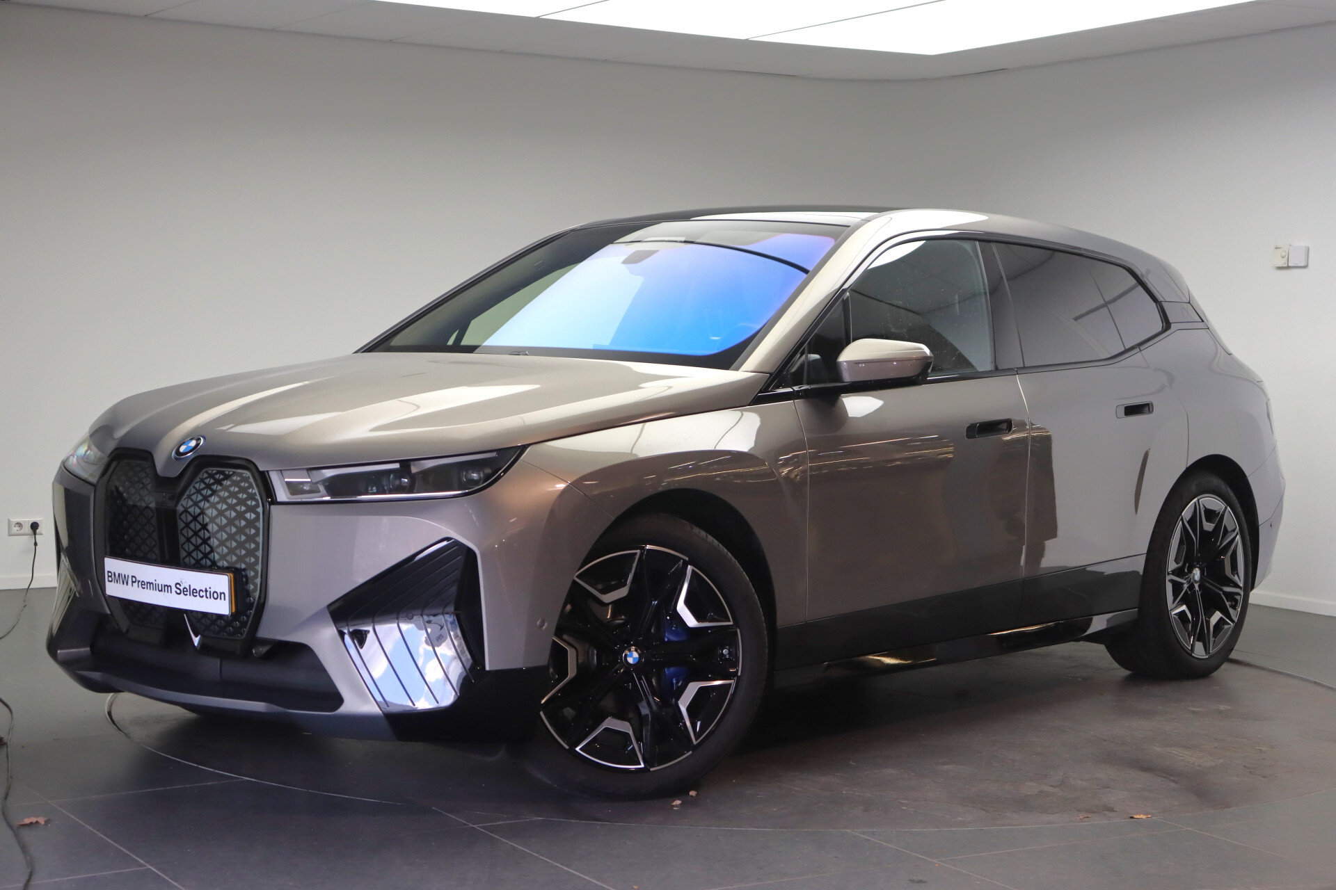 BMW iX xDrive50 High Executive