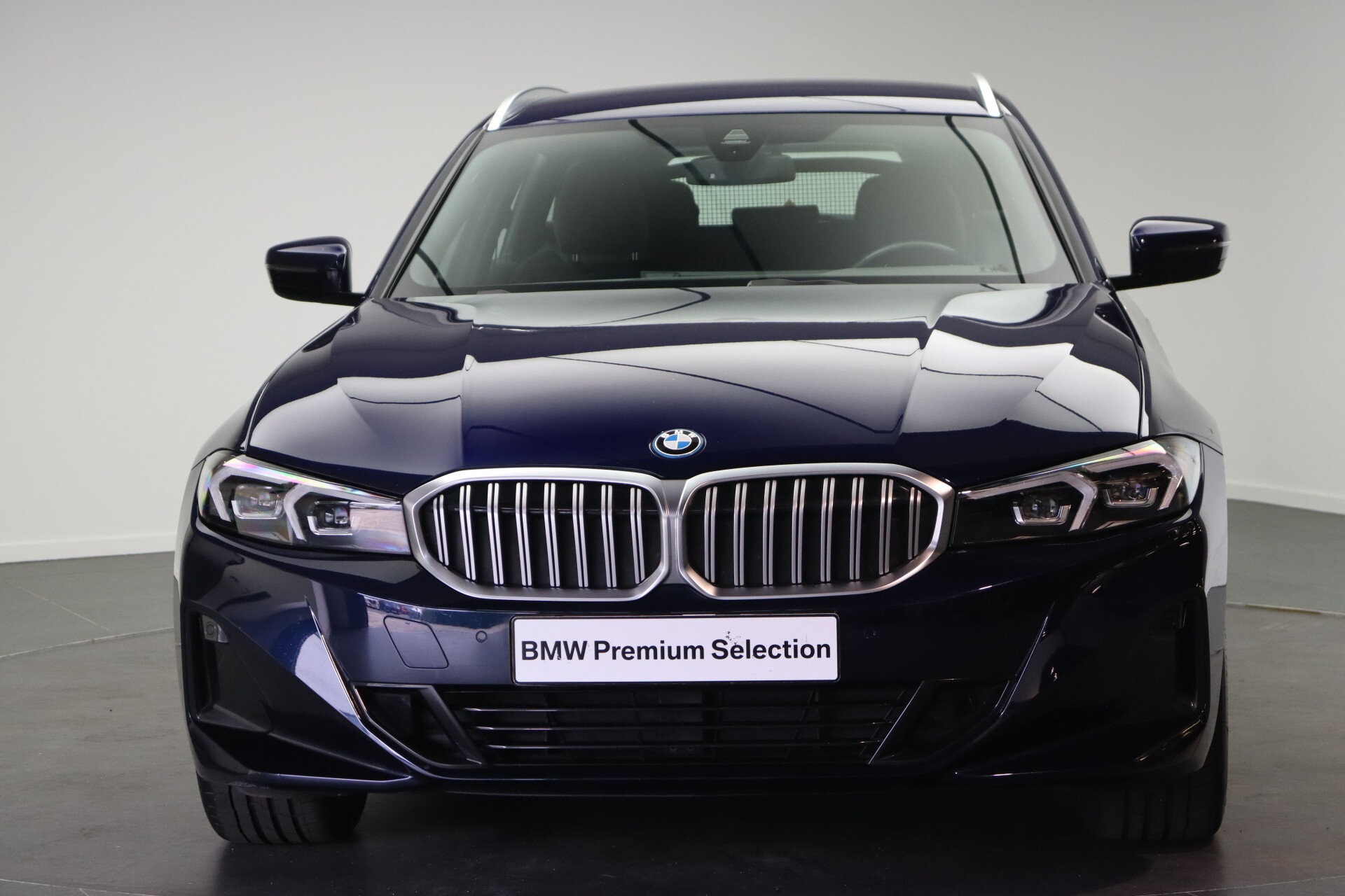BMW 3 Serie Touring 330e Automaat - Afbeelding 5