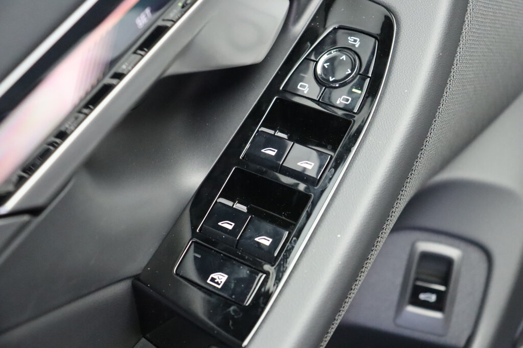 BMW i5 9
