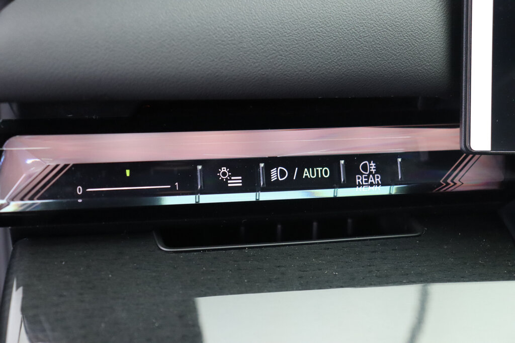 BMW i5 14