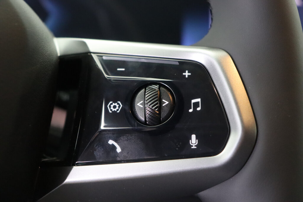 BMW i5 17