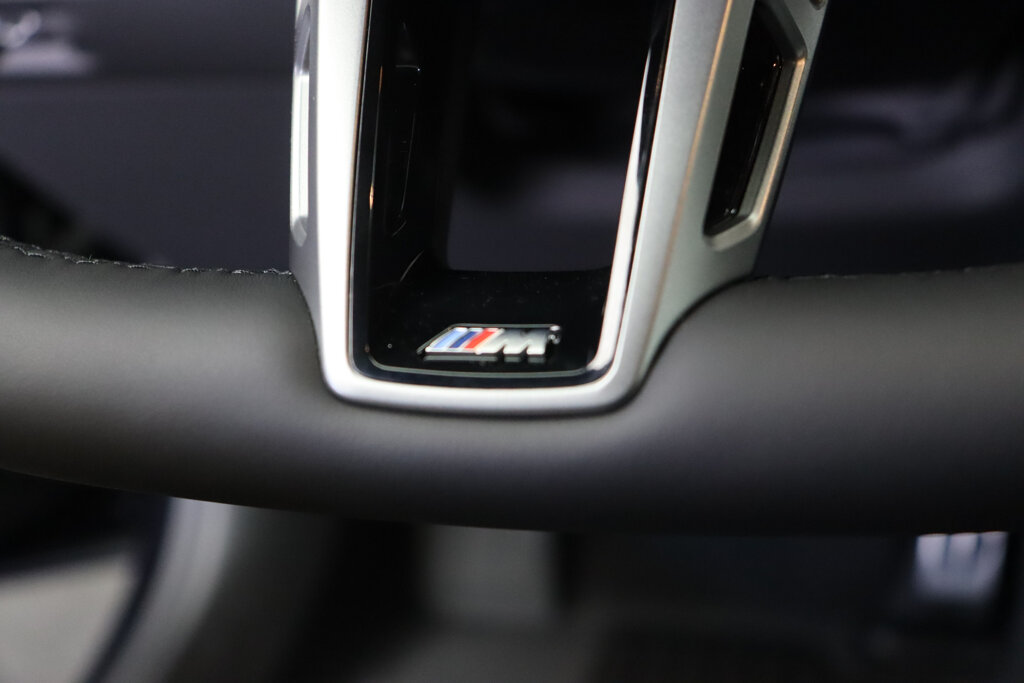 BMW i5 18