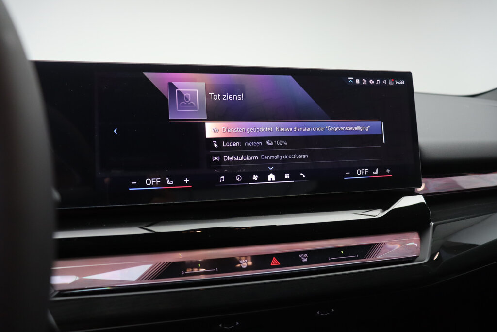 BMW i5 22
