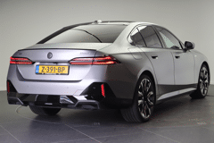 BMW 5 Serie 550e xDrive M Sport Automaat - Afbeelding 3