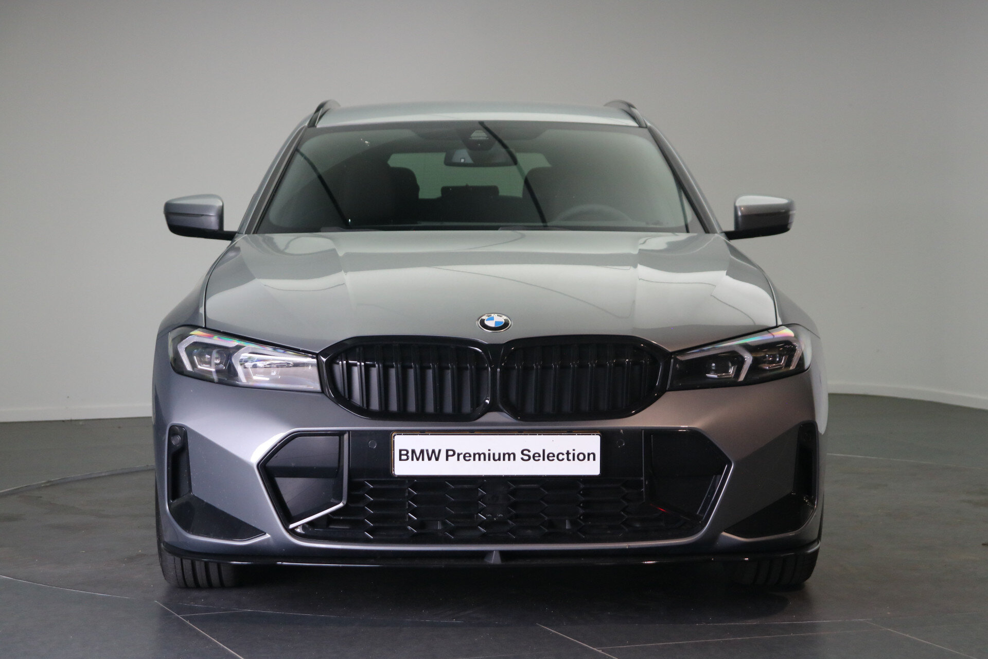 BMW 3 Serie Touring 320i M Sport Automaat - Afbeelding 5