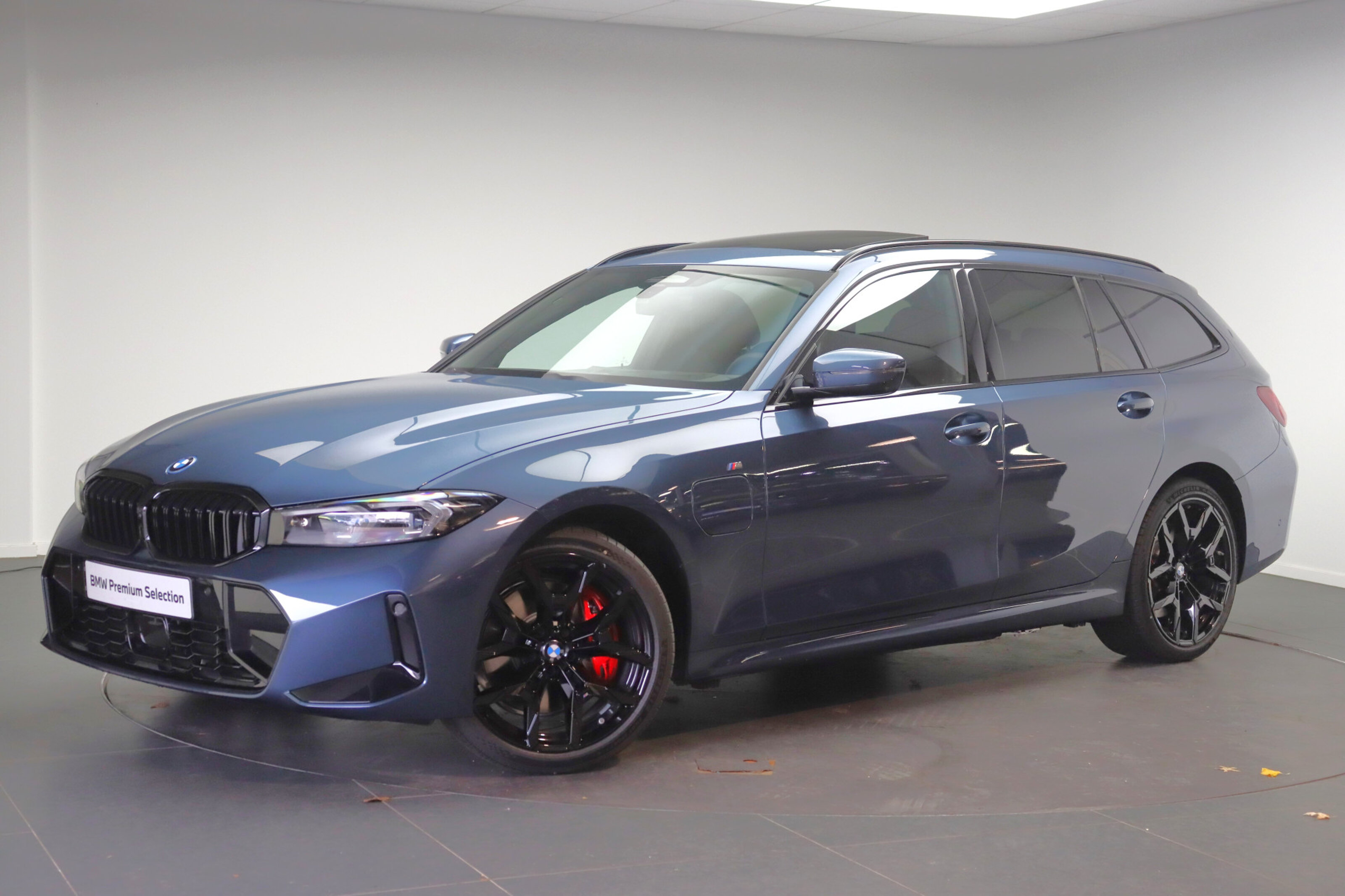 BMW 3 Serie Touring 330e M Sport Automaat