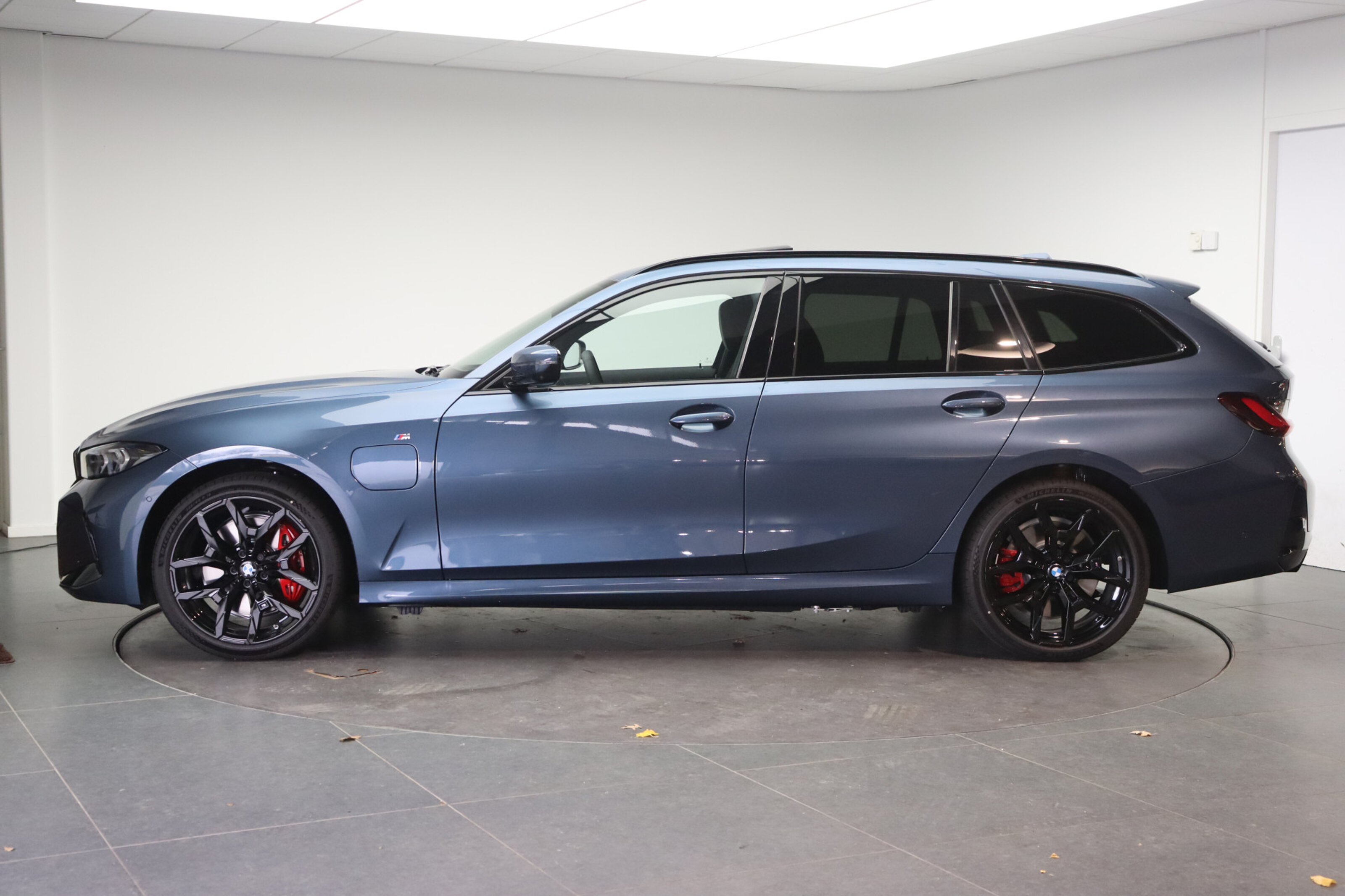 BMW 3 Serie Touring 330e M Sport Automaat