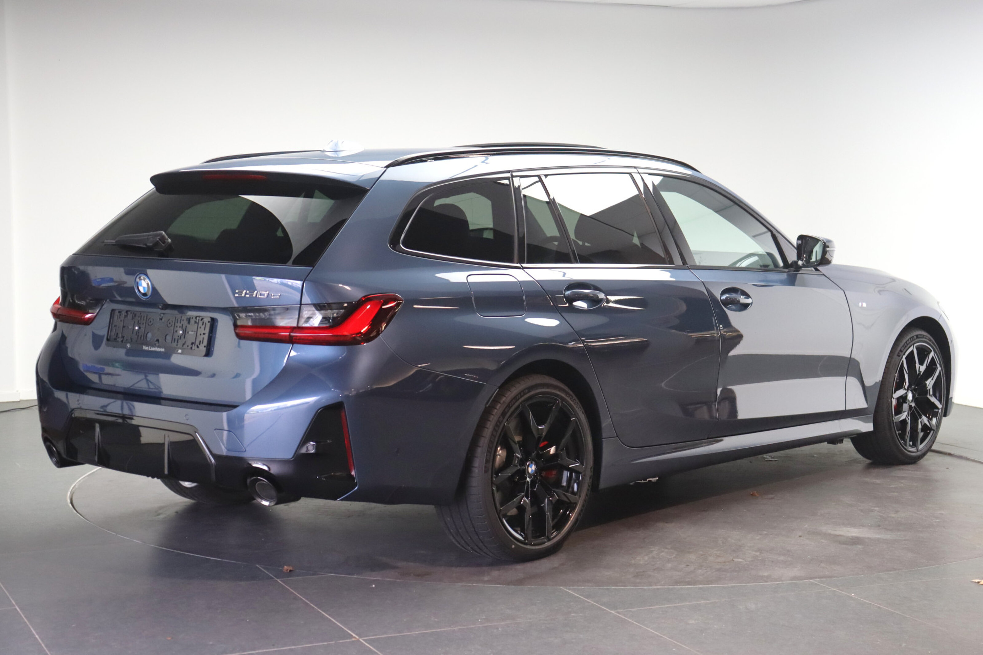 BMW 3 Serie Touring 330e M Sport Automaat