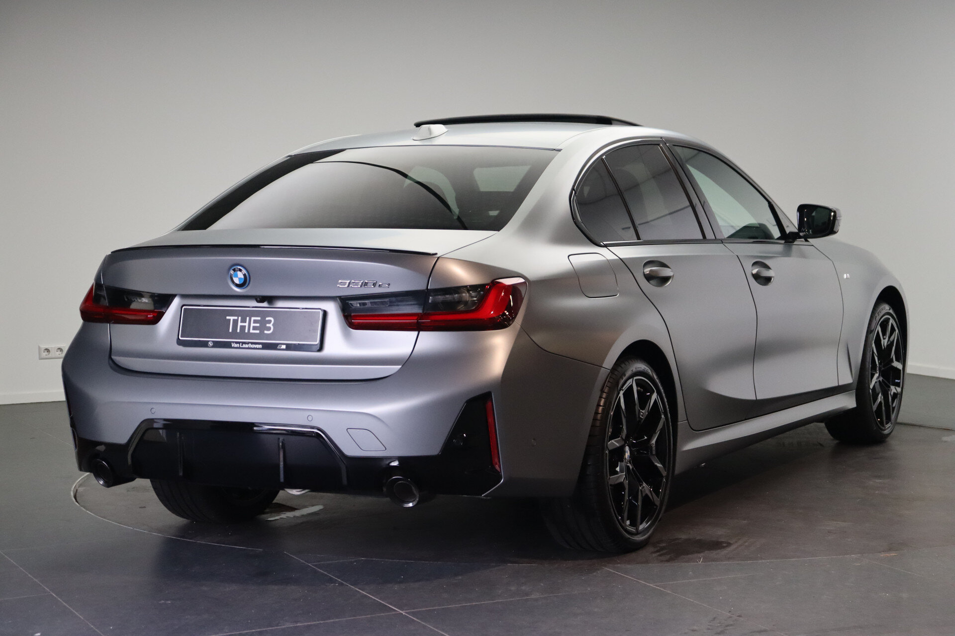 BMW 3 Serie 330e M Sport Automaat - Afbeelding 3