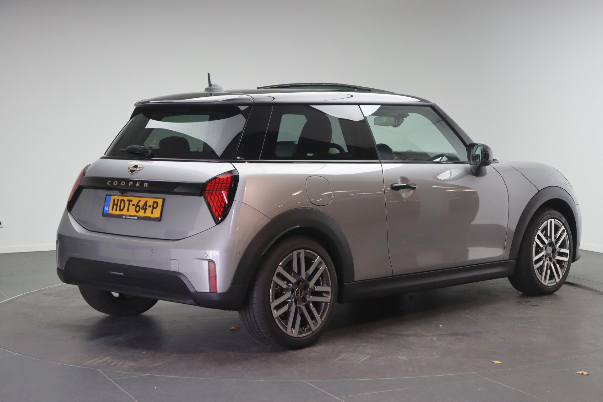 MINI 3-Deurs Hatchback Cooper C Automaat - Afbeelding 3