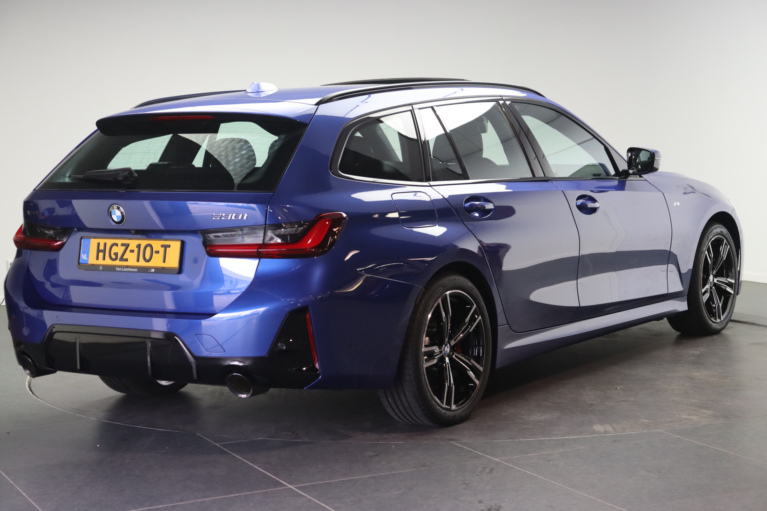BMW 3 Serie Touring 330i xDrive High Executive M Sport Automaat