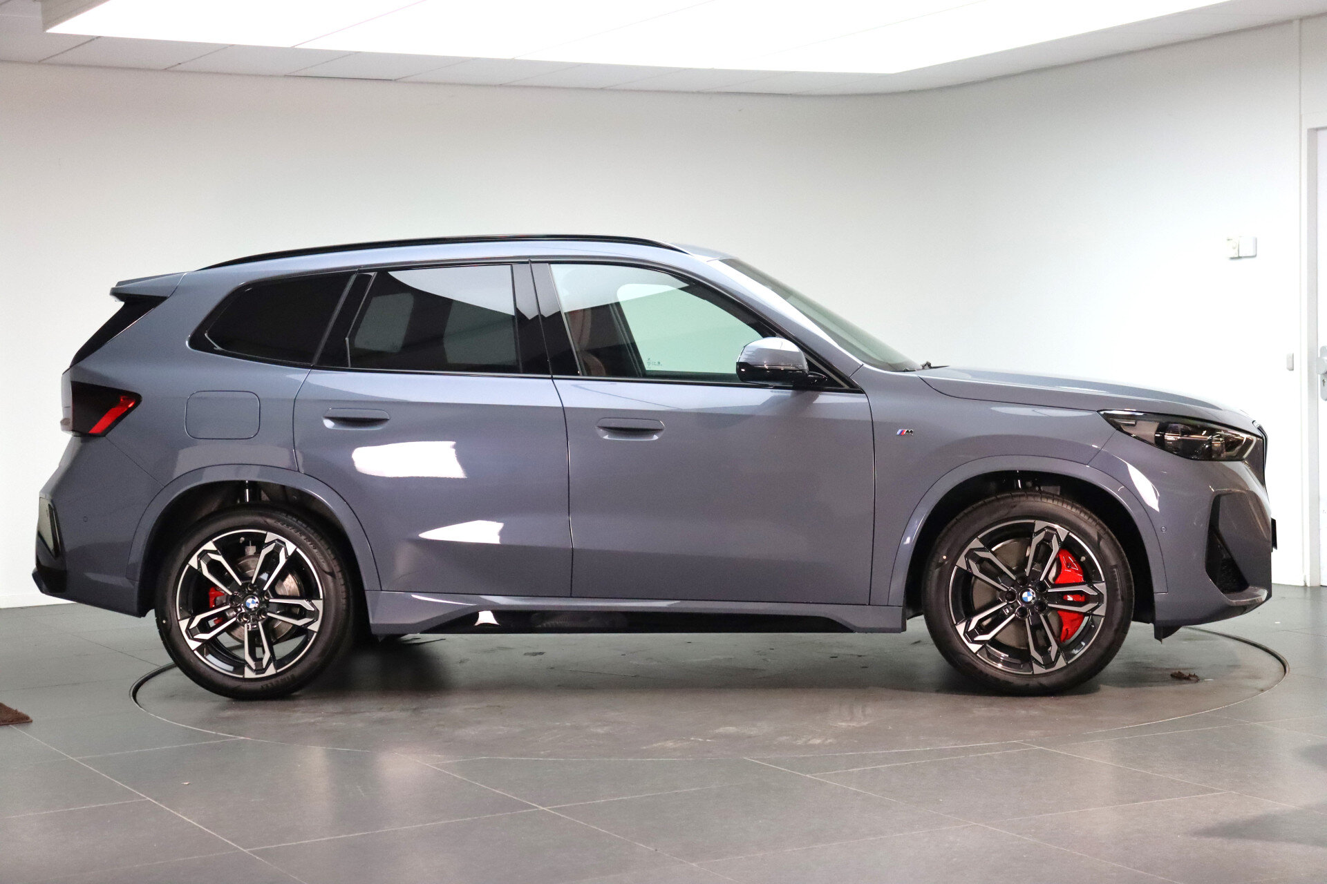 BMW X1 xDrive23i M Sport Automaat - Afbeelding 4