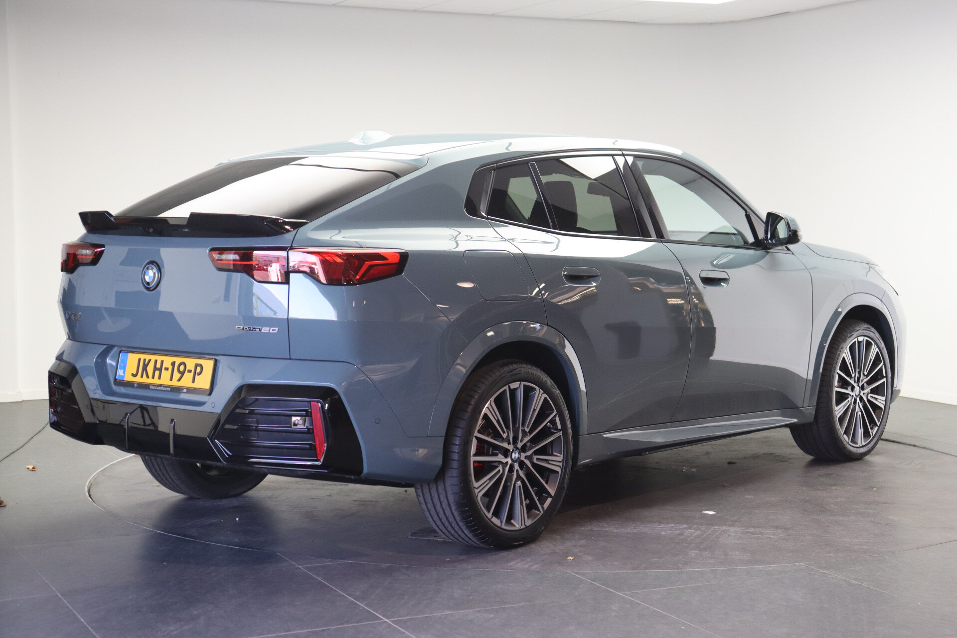 BMW iX2 eDrive20 M Sport - Afbeelding 3