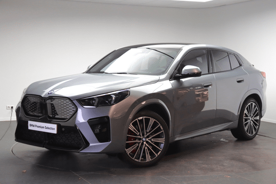 BMW iX2 eDrive20 High Executive M Sport