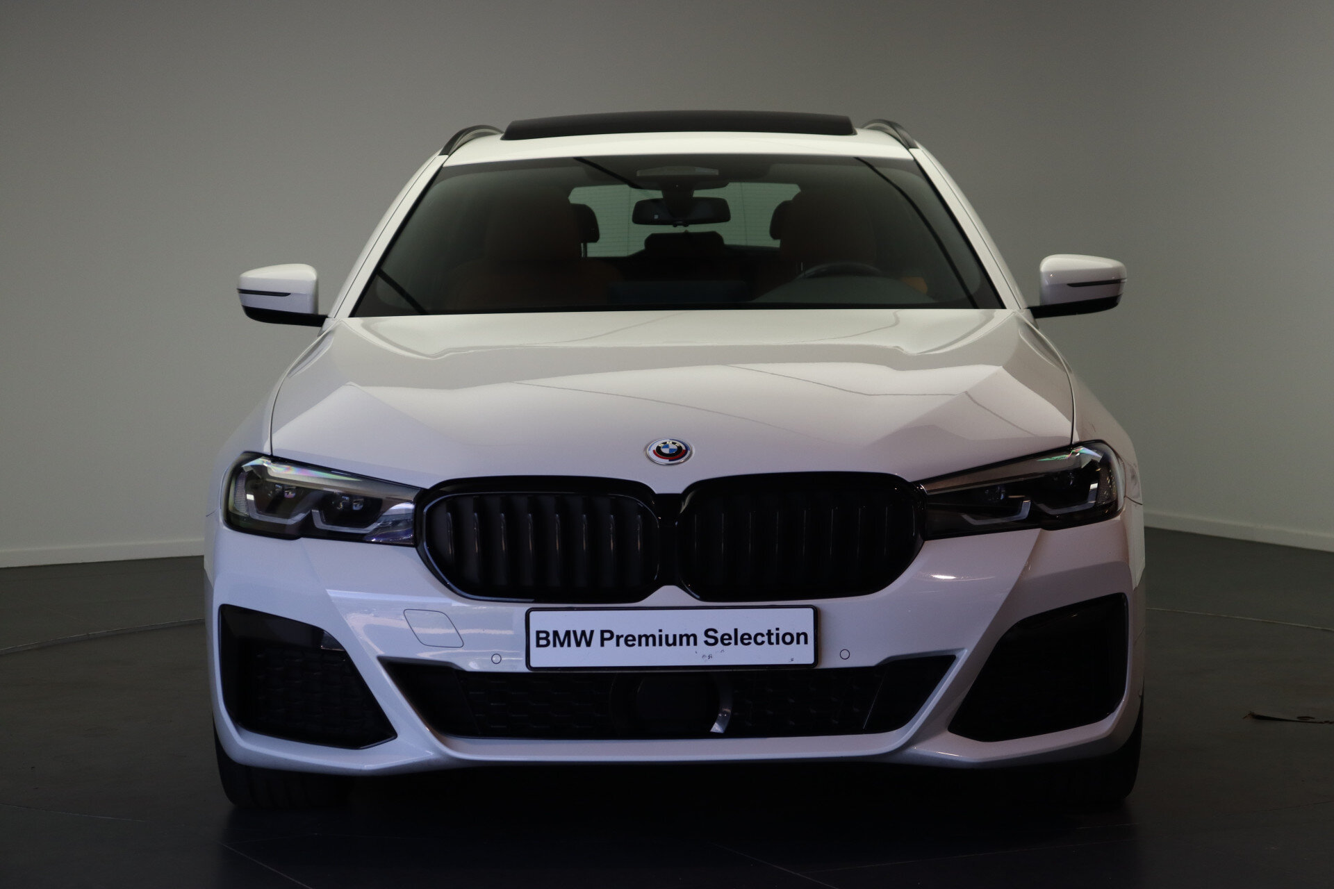 BMW 5 Serie Touring 530e High Executive M Sport Automaat - Afbeelding 5