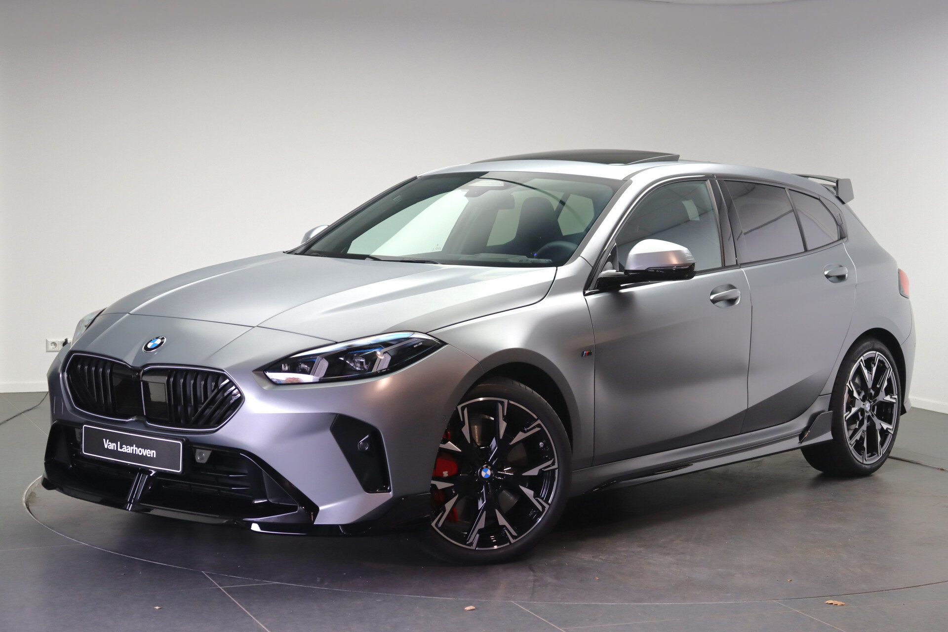 BMW 1 Serie 123 xDrive High Executive M Sport Automaat