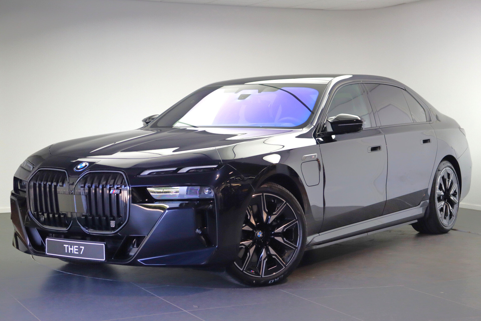 BMW 7 Serie M760e xDrive High Executive Automaat