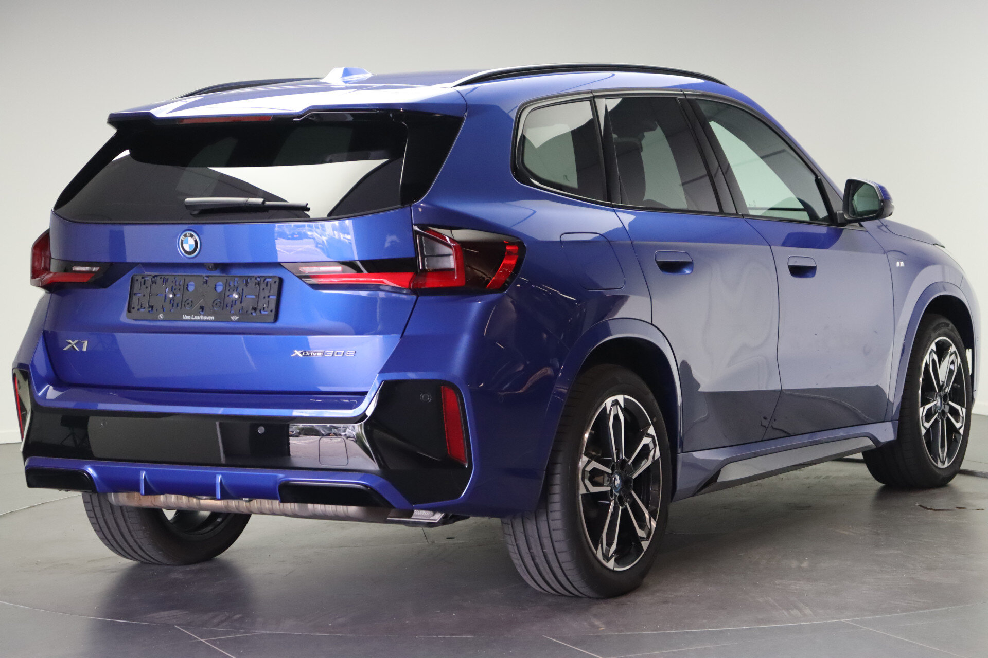 BMW X1 xDrive30e High Executive M Sport Automaat - Afbeelding 3