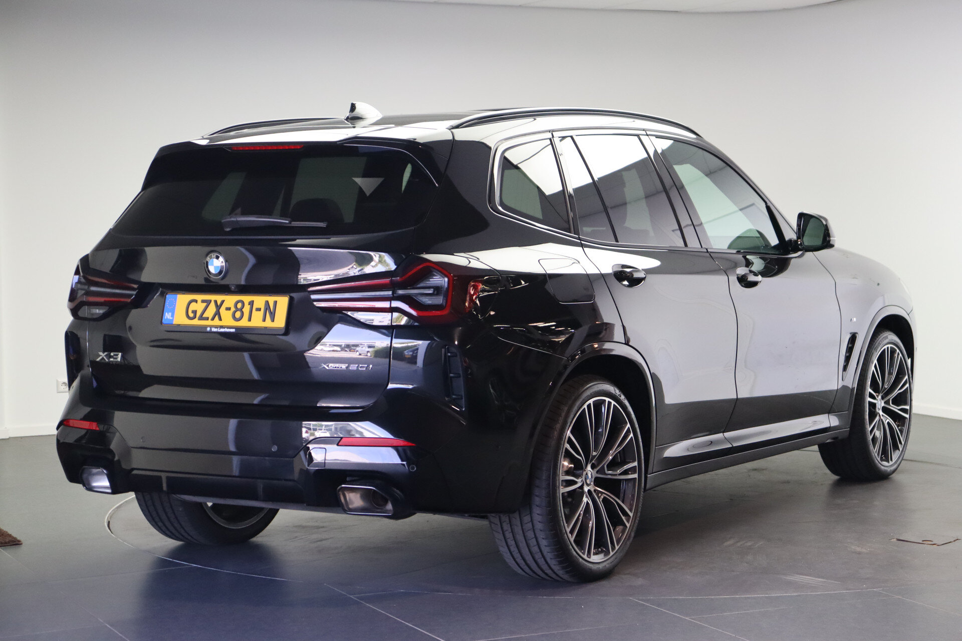 BMW X3 xDrive20i High Executive M Sport Automaat - Afbeelding 3