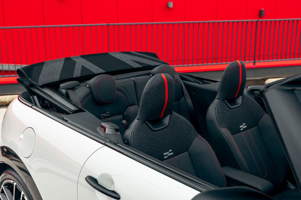 MINI Cabrio 7