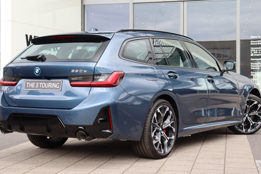 BMW 3 Serie 8