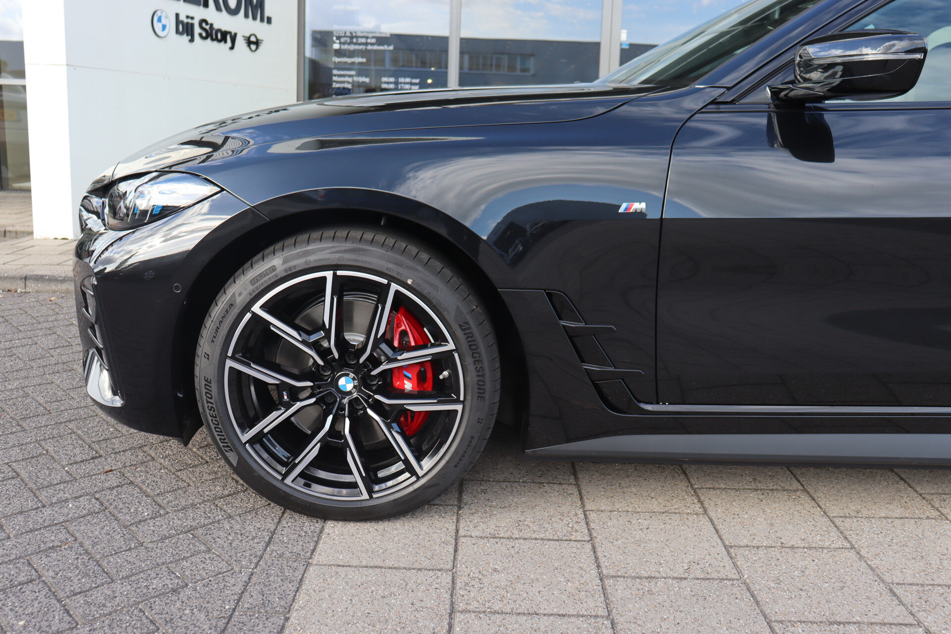 BMW i4 eDrive40 M Sport - Afbeelding 4