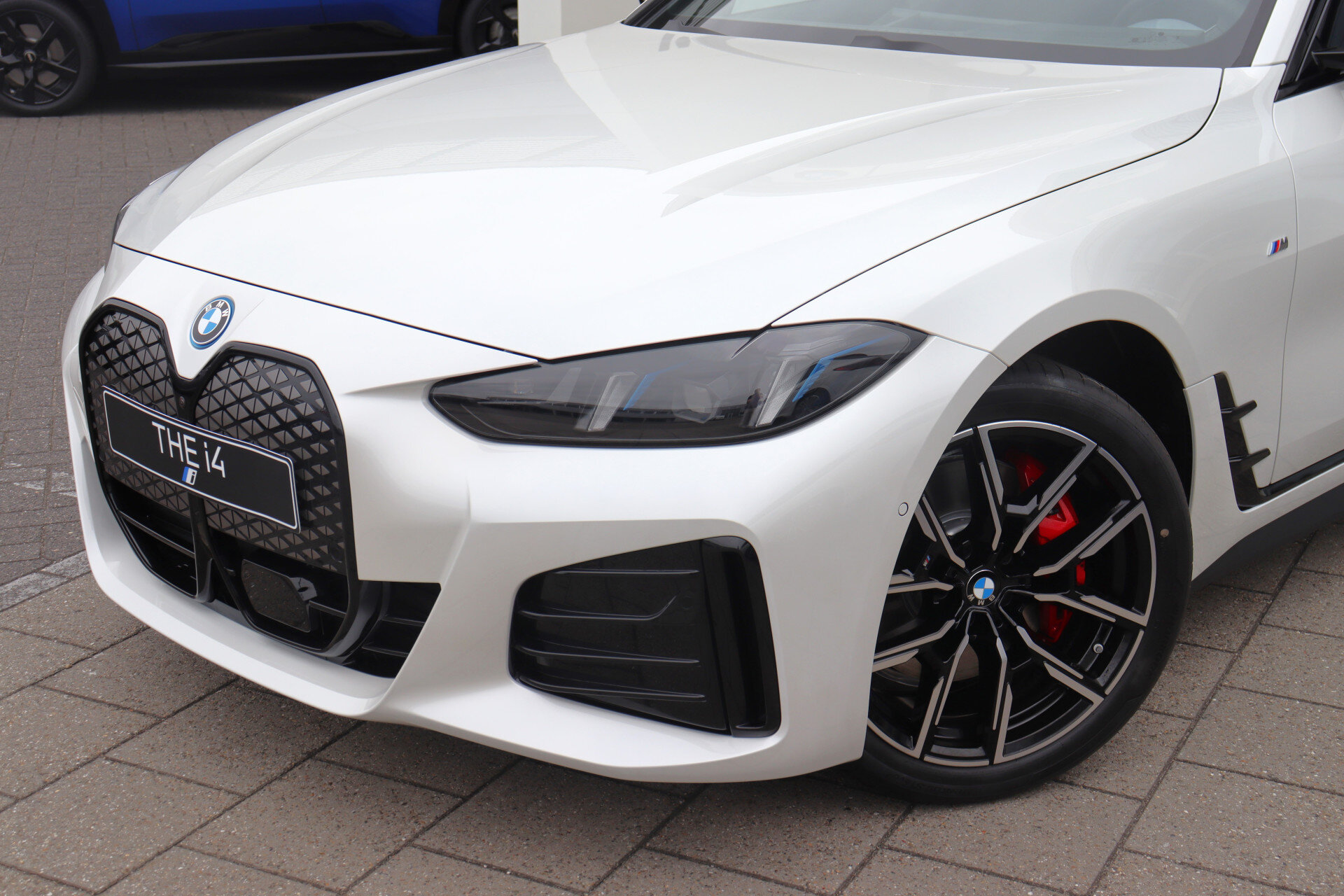 BMW i4 eDrive40 High Executive M Sport - Afbeelding 2