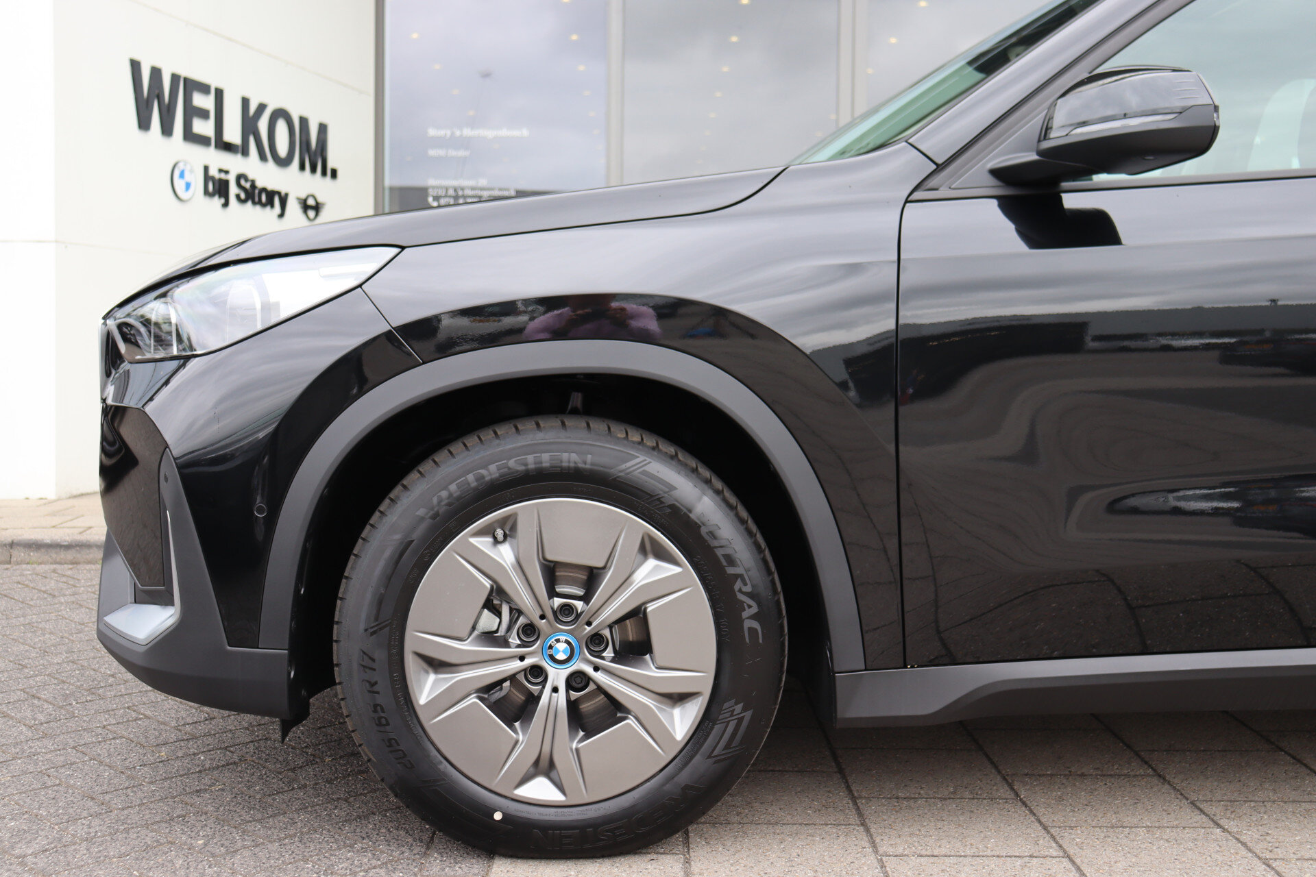 BMW iX1 eDrive20 - Afbeelding 4