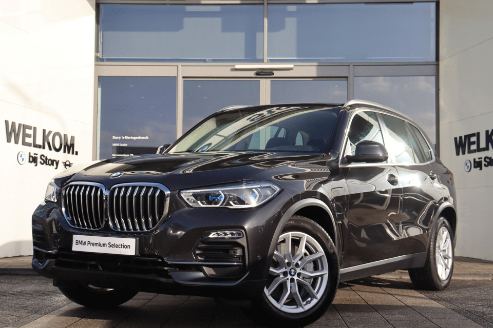 BMW X5 xDrive45e High Executive Automaat - Afbeelding 1