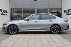 BMW 3 Serie 330e M Sport Automaat - Afbeelding 3
