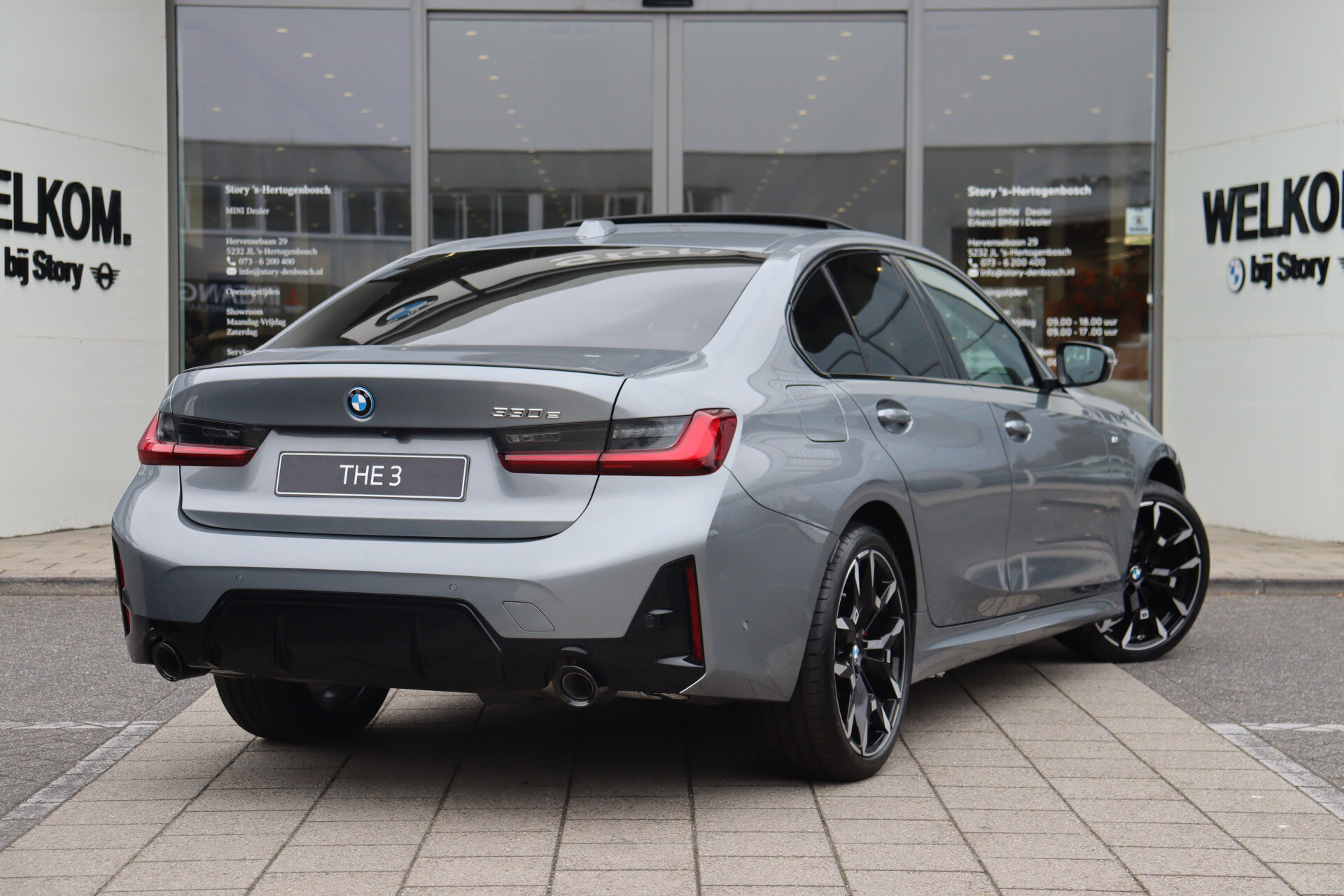 BMW 3 Serie 330e M Sport Automaat - Afbeelding 5