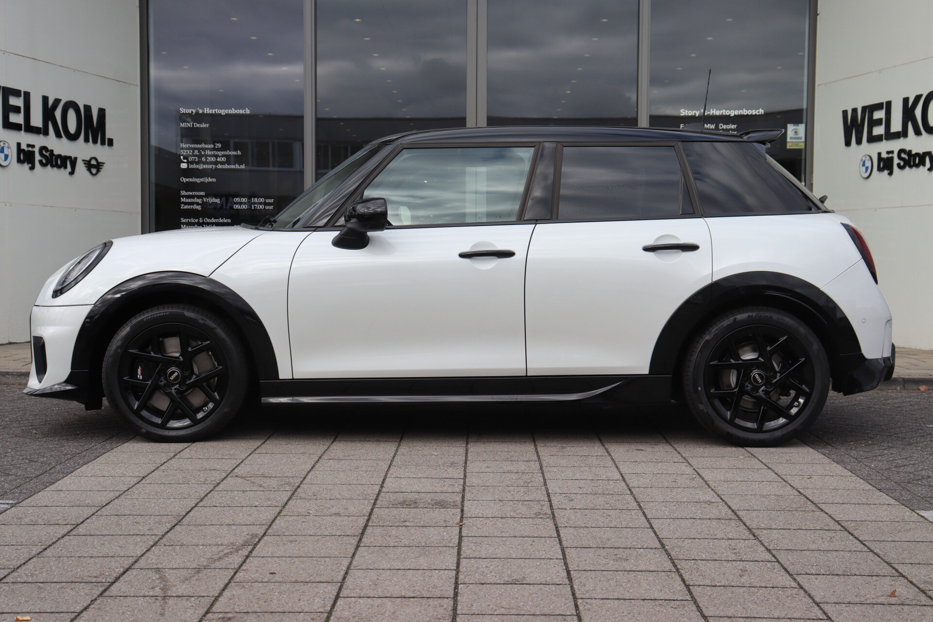 MINI 5-Deurs Hatchback Cooper C Automaat - Afbeelding 4