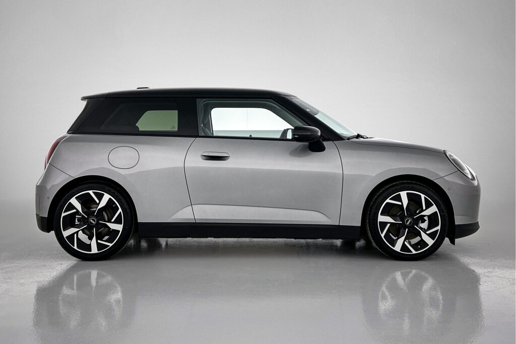 MINI 3-Deurs 6