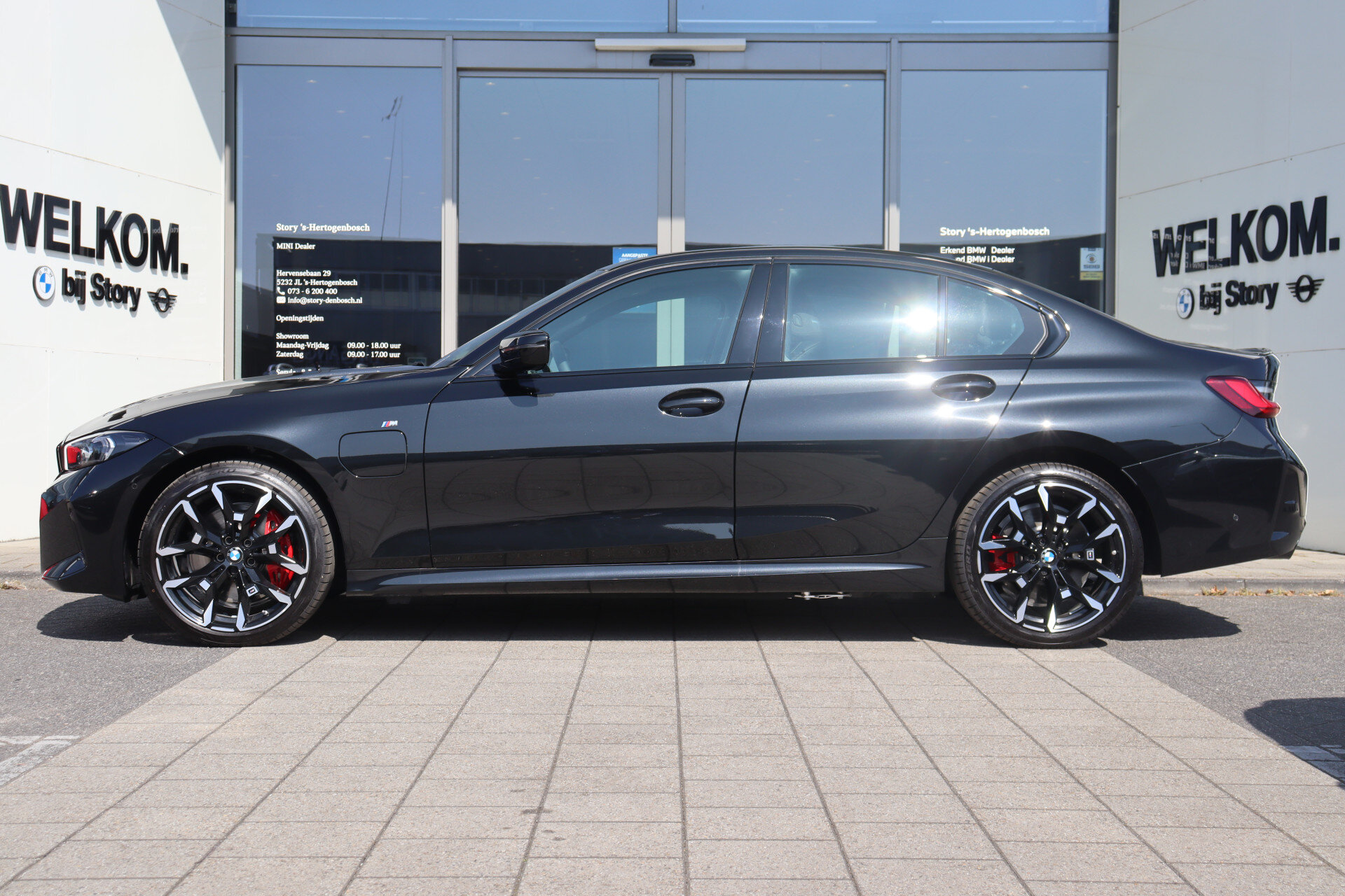 BMW 3 Serie 330e M Sport Automaat - Afbeelding 3