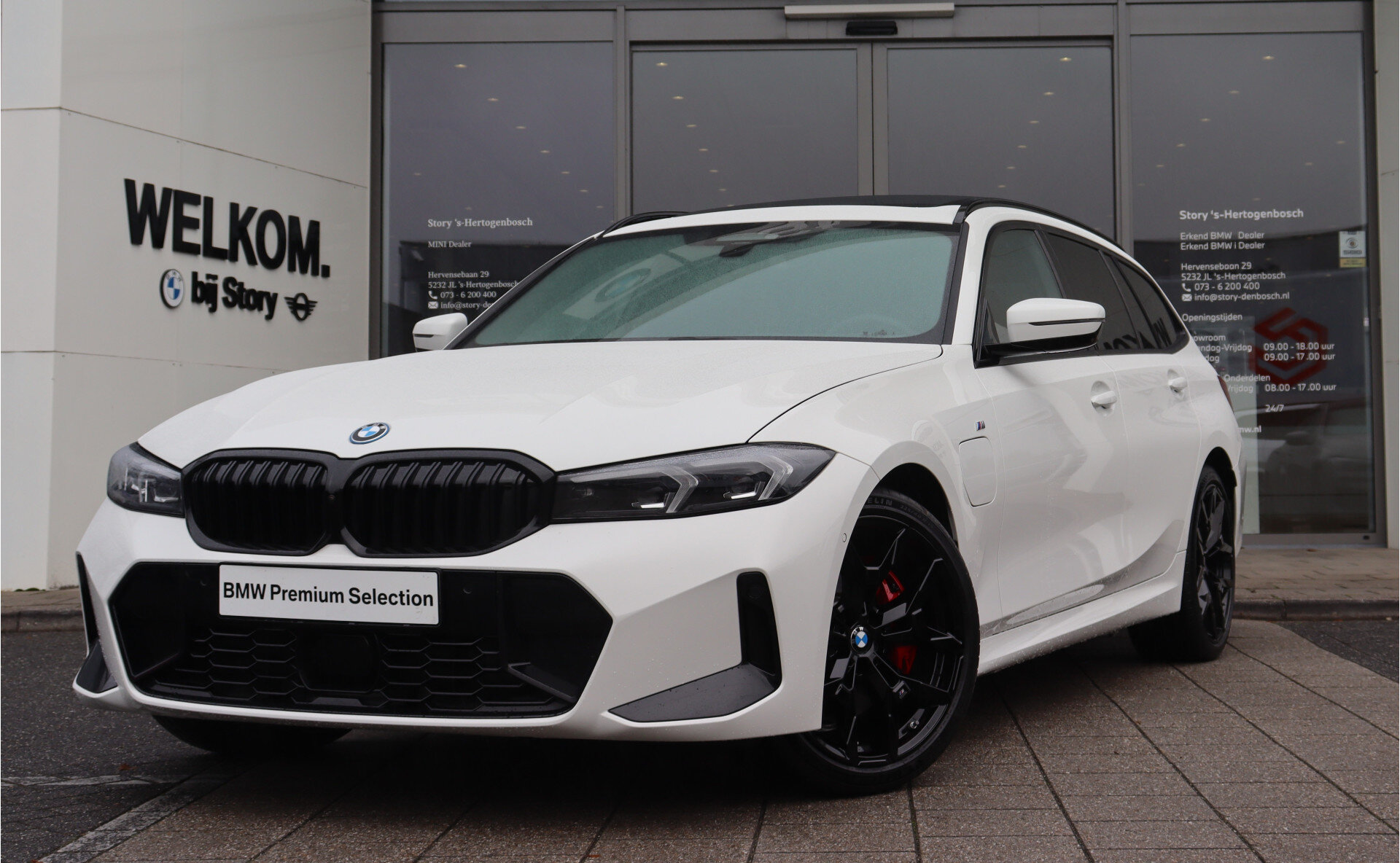 BMW 3 Serie Touring 330e High Executive M Sport Automaat