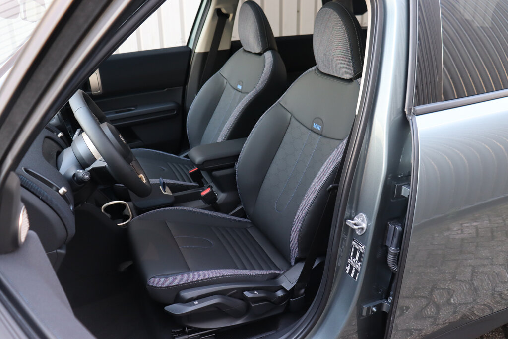 MINI Countryman 4