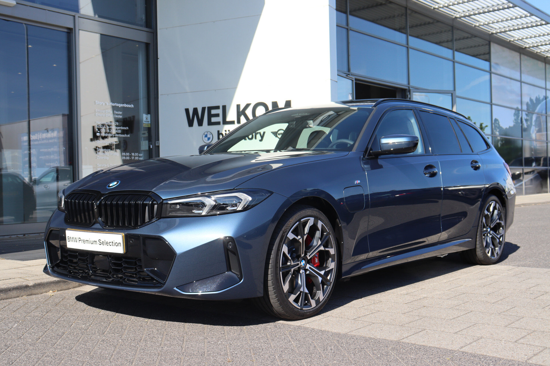 BMW 3 Serie Touring 330e High Executive M Sport Automaat - Afbeelding 3