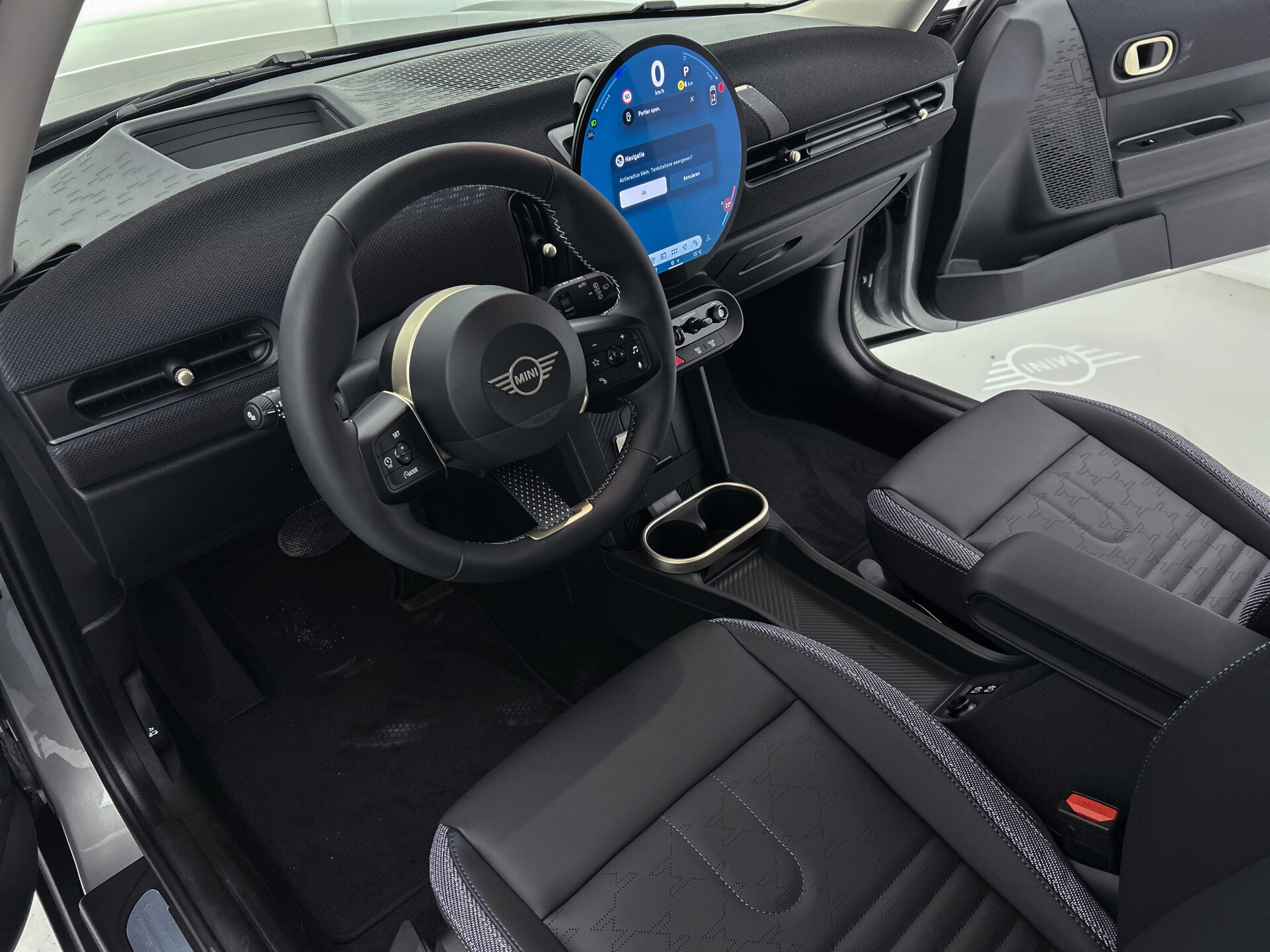 MINI 3-Deurs Hatchback Cooper C Automaat - Afbeelding 3