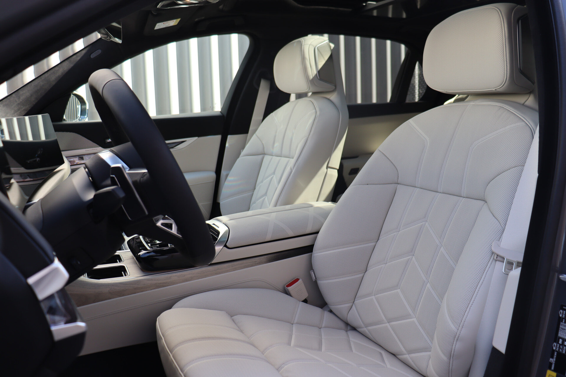 BMW 7 Serie 750e xDrive High Executive M Sport Automaat - Afbeelding 5