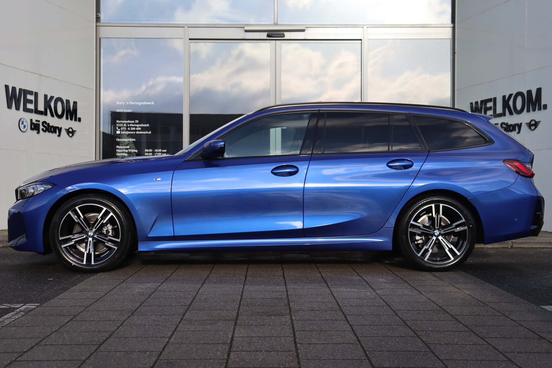 BMW 3 Serie Touring 318i M Sport Automaat - Afbeelding 3