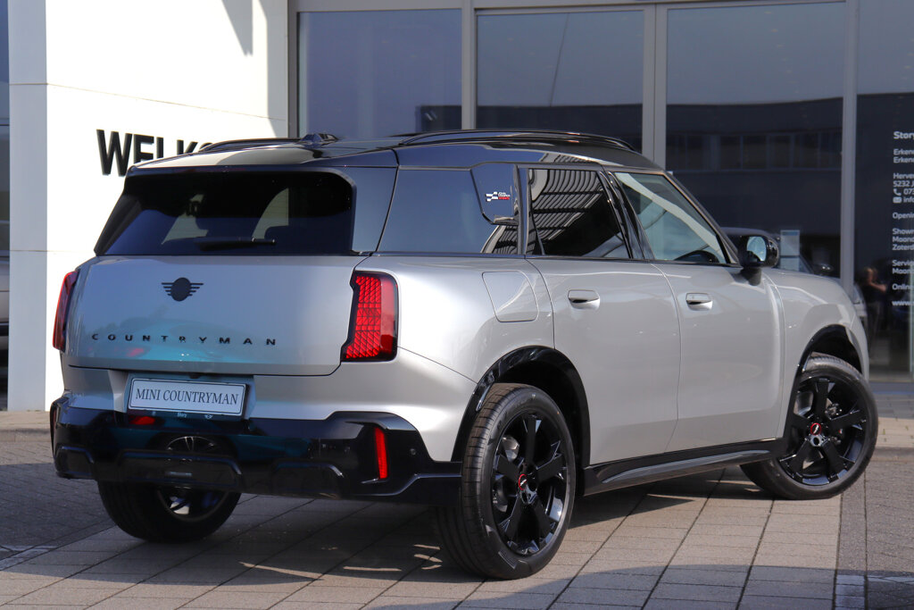 MINI Countryman 8