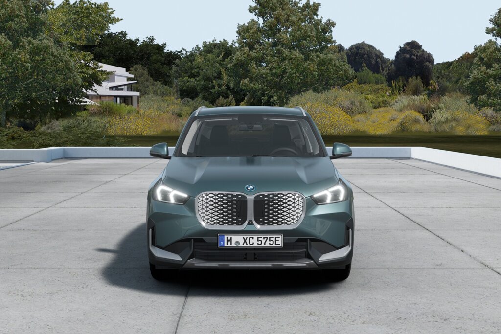 BMW iX1 5