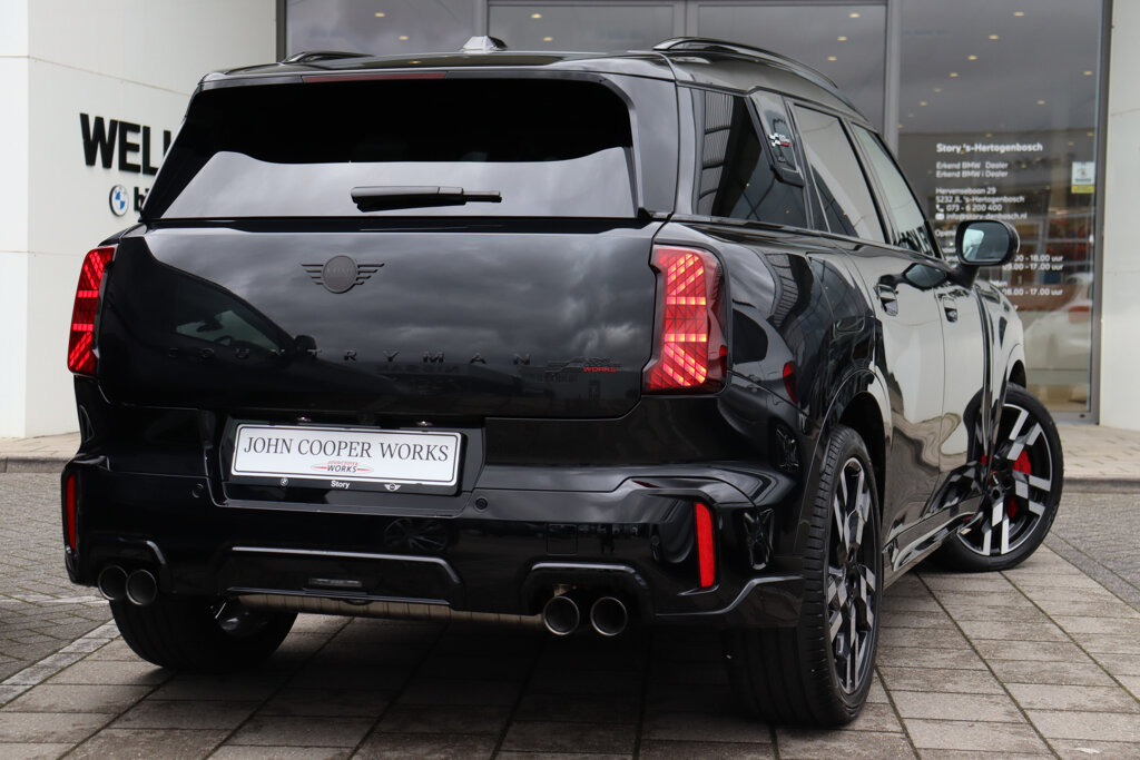 MINI Countryman 8