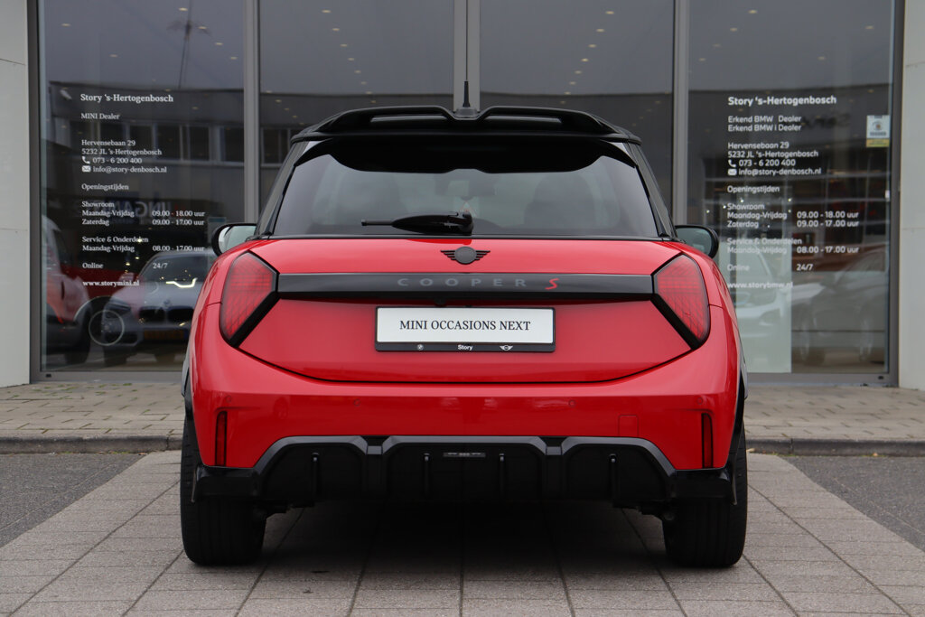 MINI 3-Deurs 10