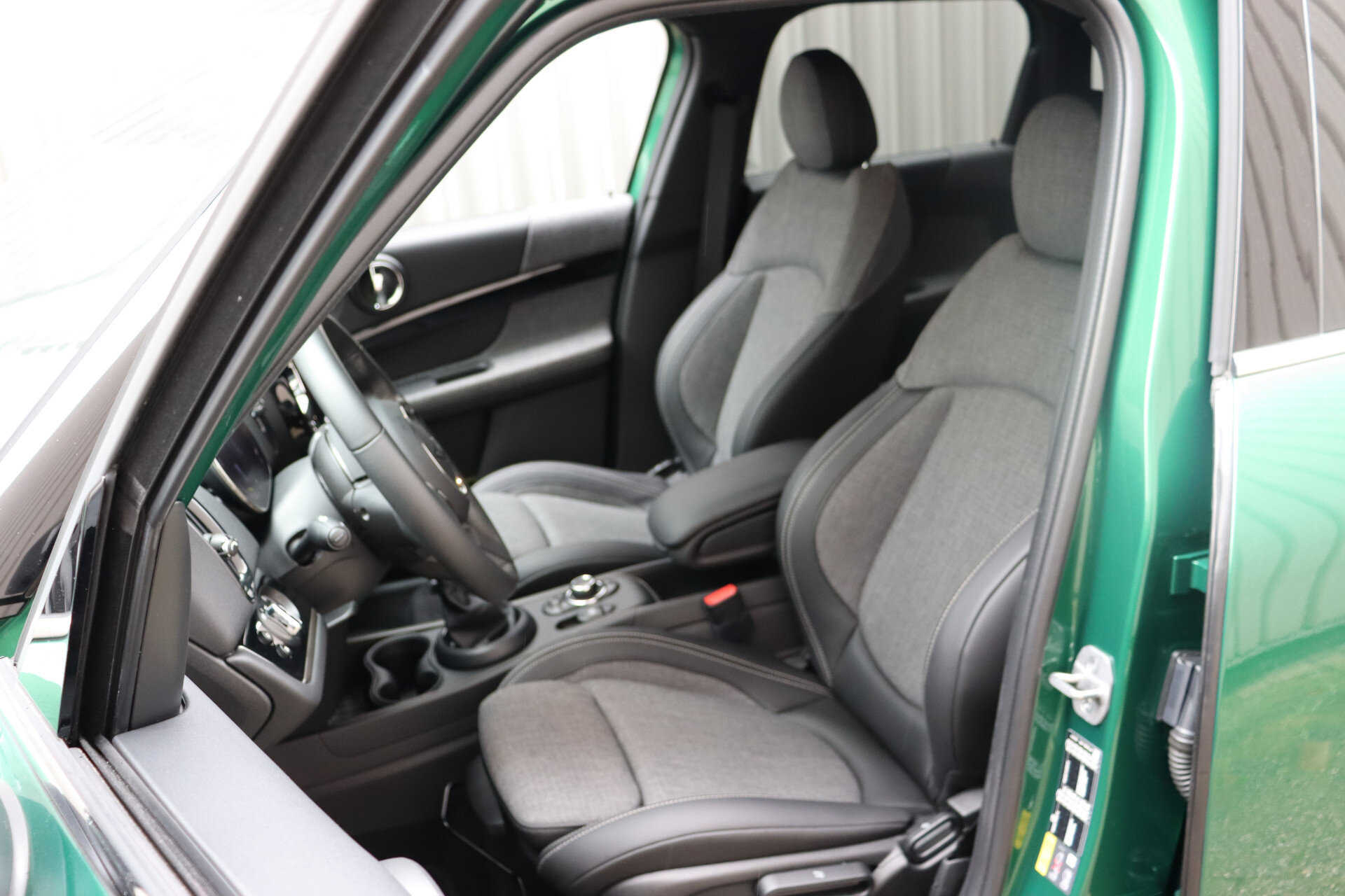 MINI Countryman Cooper SE ALL4 Classic Automaat - Afbeelding 4