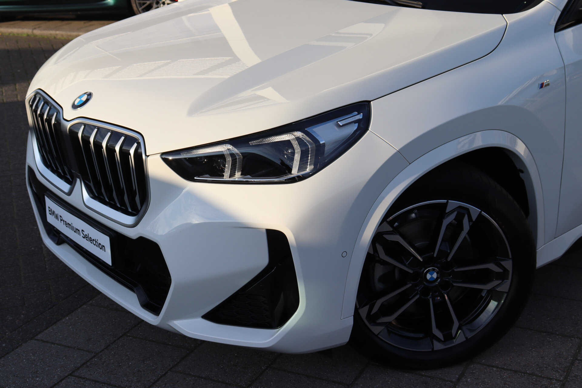 BMW X1 sDrive20i M Sport Automaat - Afbeelding 2