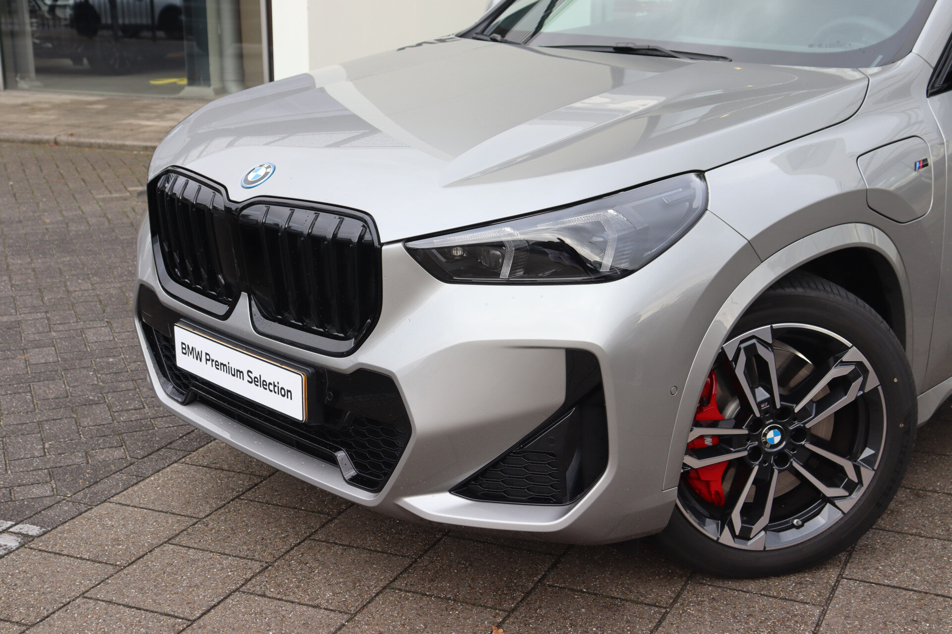 BMW X1 xDrive25e M Sport Automaat - Afbeelding 2