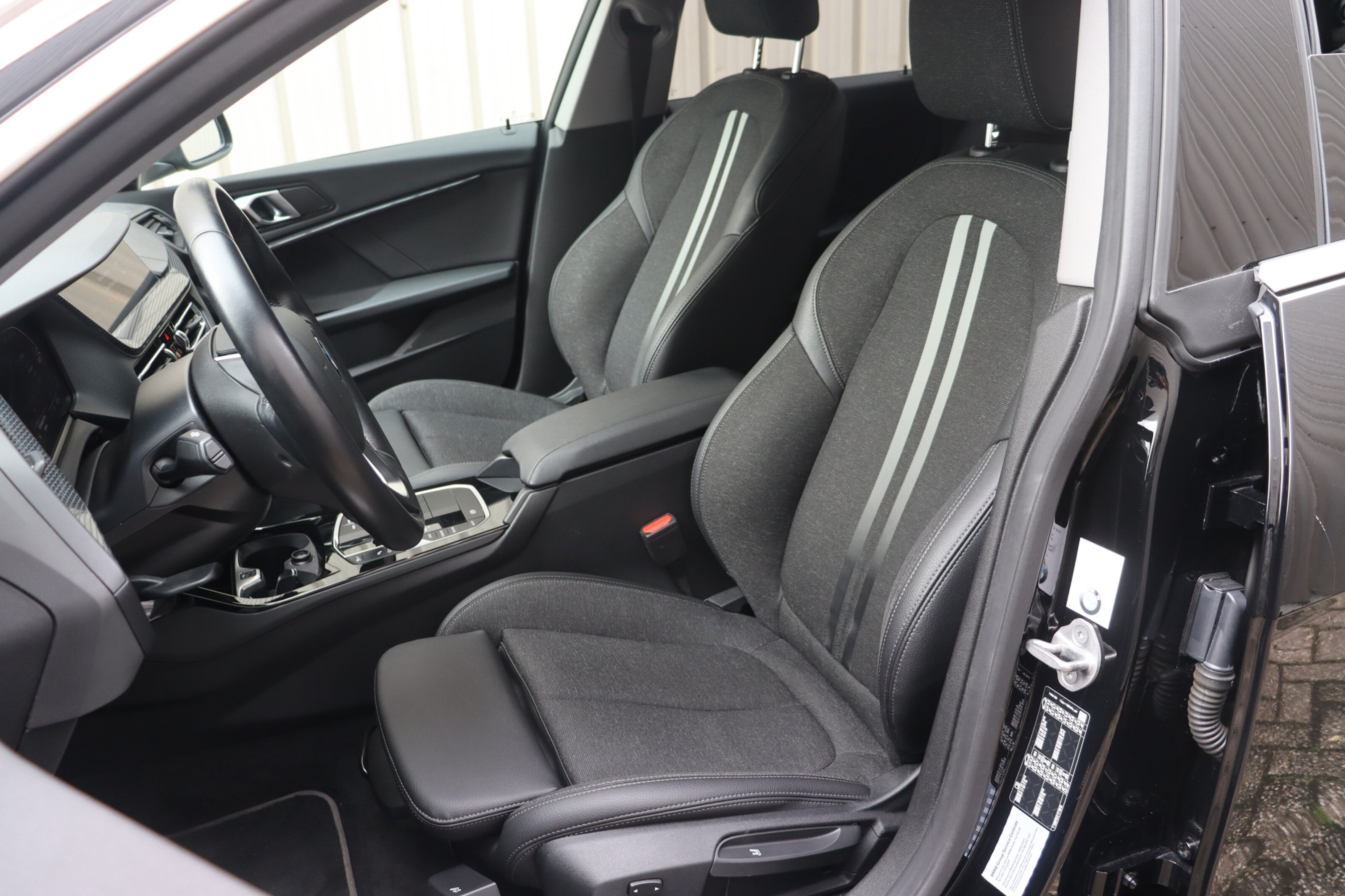 BMW 2 Serie Gran Coupé 218i Sport Line Automaat