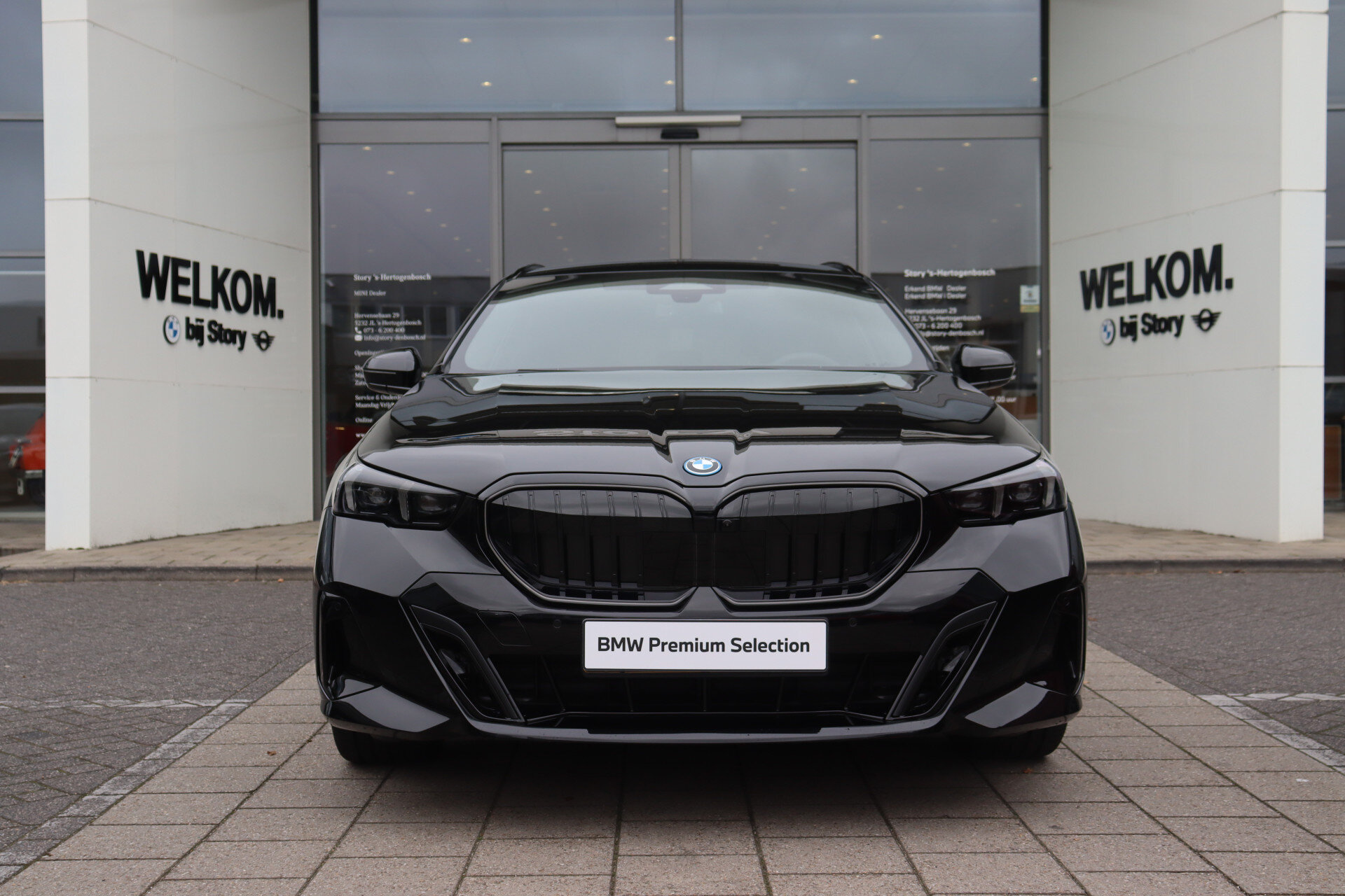 BMW 5 Serie Touring 530e High Executive M Sport Automaat - Afbeelding 3