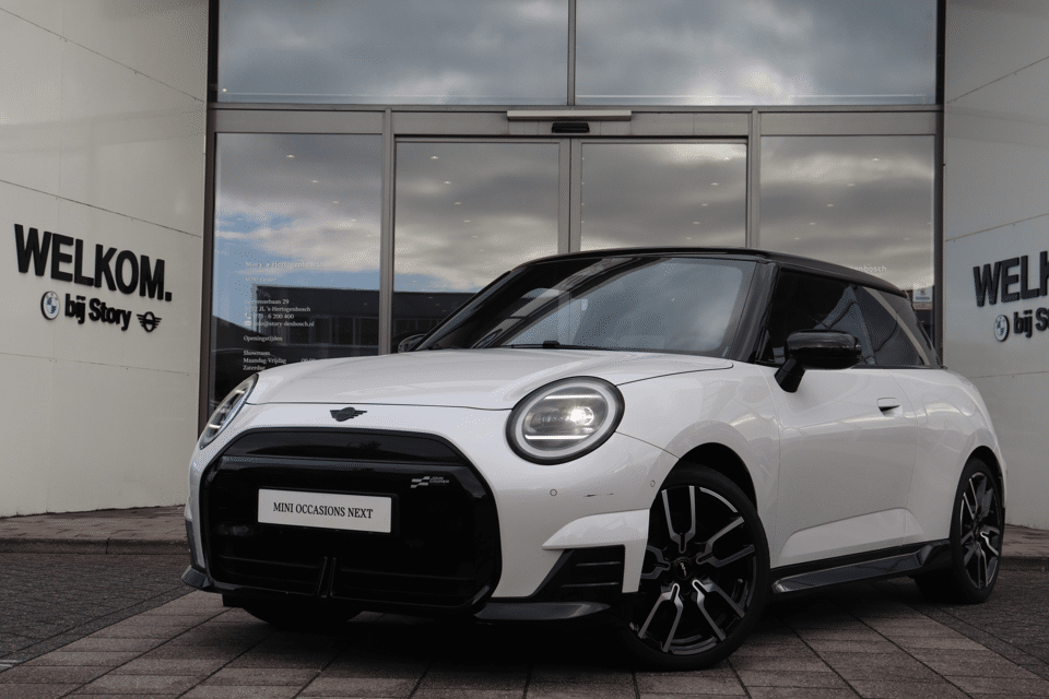 MINI Electric Hatchback Cooper SE - Afbeelding 1